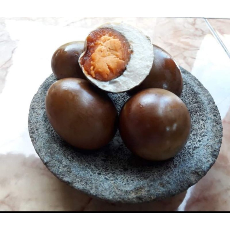 

TELUR ASIN BAKAR(kemasan 10butir)