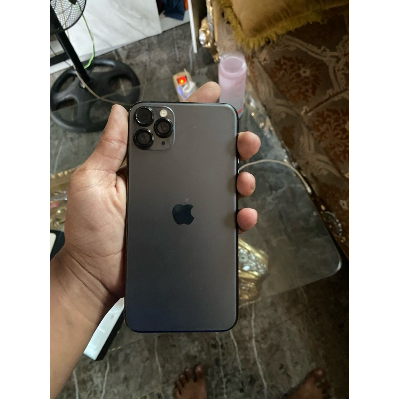 iphone 11 pro max minus lock icloud