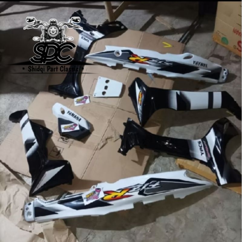 Paket Body Full Set Yamaha Fiz R FizR F1z R Vega R Lama Old Warna Putih kombinasi Hitam Termurah Ter