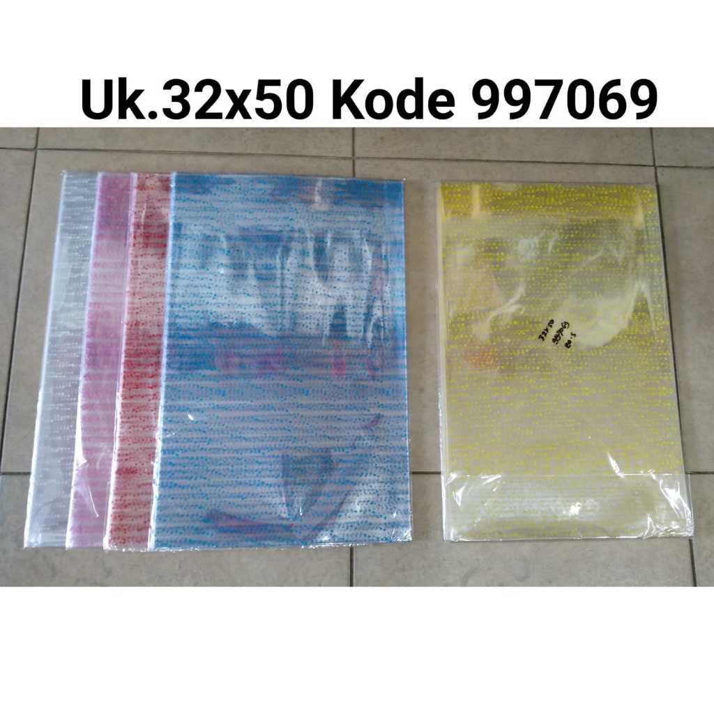 

KANTONG PLASTIK BONEKA / PARCEL 32 CM X 50 CM