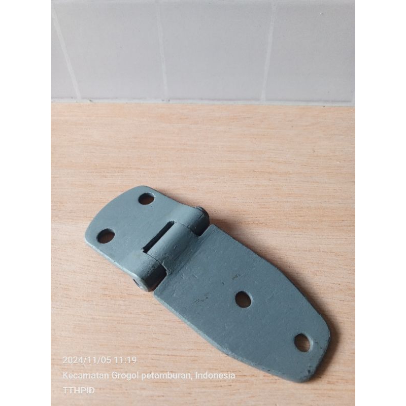 Engsel Pintu Depan Atas Suzuki Katana Jimny Second Original