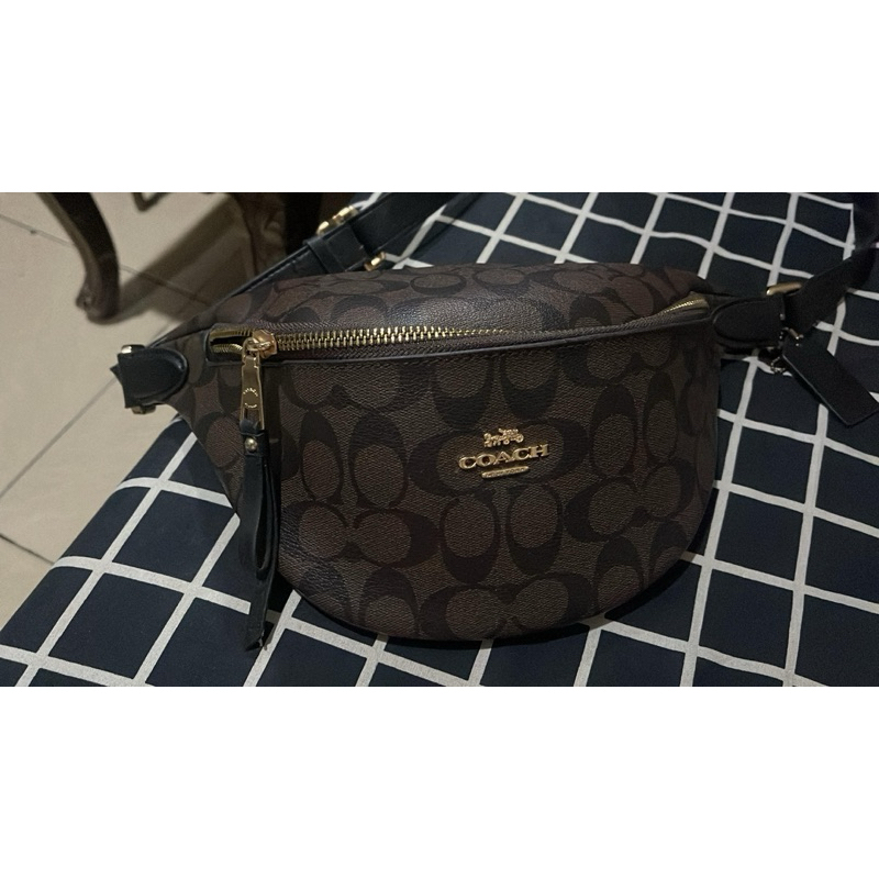 Preloved Waist Bag Coach