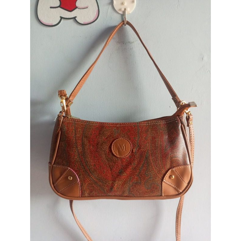 Sling & shoulder bag ala etro