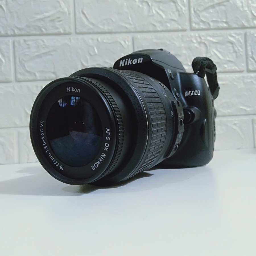 nikon d5000 lensa 18 55mm vR Kamera Dslr