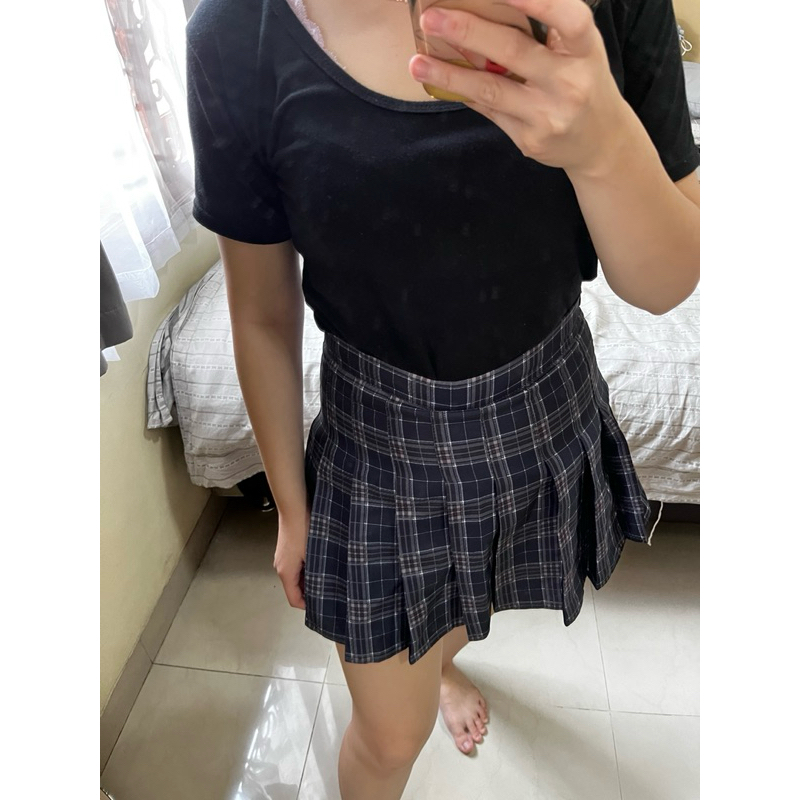 Preloved Celana Rok kotak anak sekolah