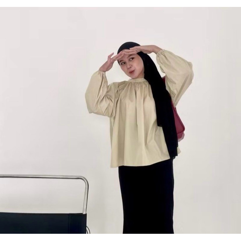Poja Blouse by Leody