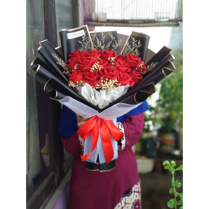SAUNG BUNGA | Buket bunga mawar flanel wisuda lamaran engagement graduation bucket Bouquet