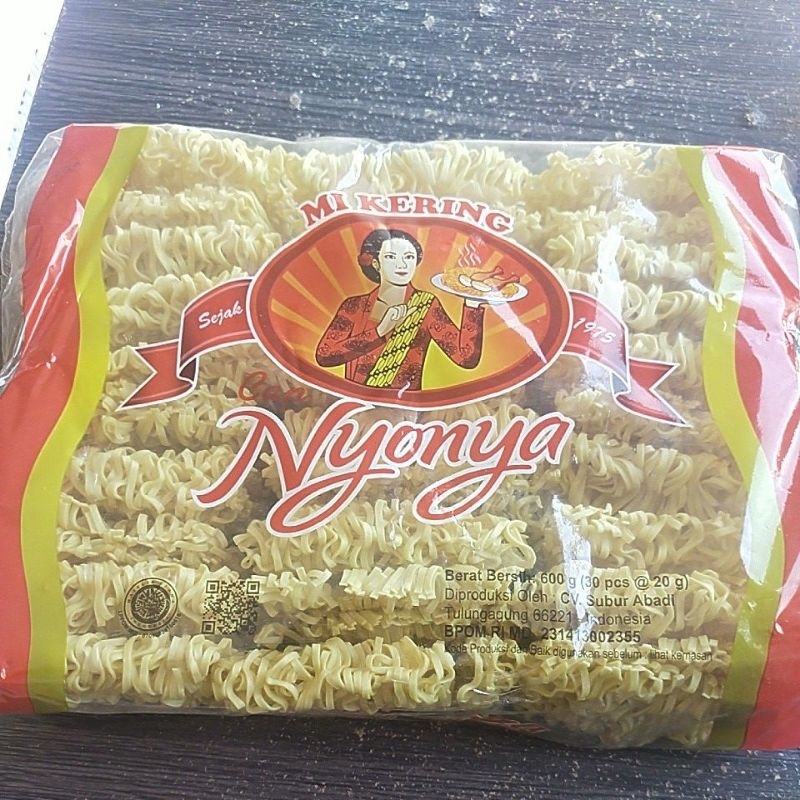 

Mi Kriting Cap Nyonya