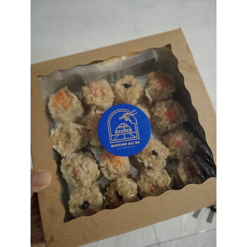 

Dimsum ayam original party size (16 pcs) halal