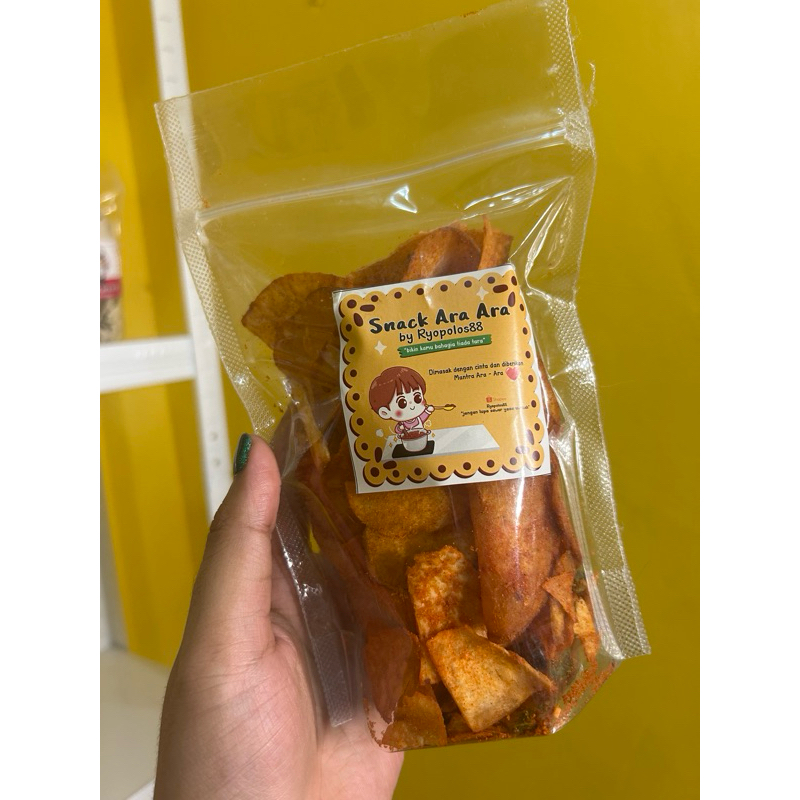 

Singkong Pedas Daun jeruk 100gr