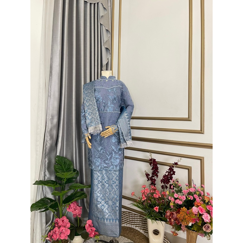 Kebaya Janggan / Kebaya dian Sastro / kebaya modern/kebaya ibu besan/kebaya kondangan