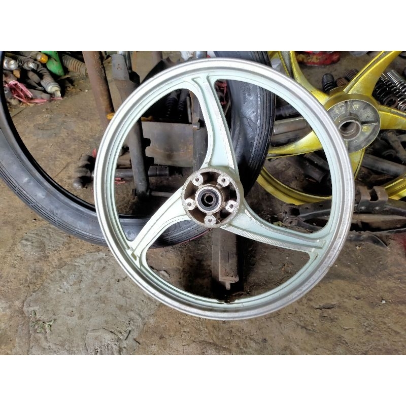Velg Pelek Velk Alumunium Aloy Racing Depan Palang 3 Noz Nos Racing Lobang Baut 5 PNP Honda Bekas Se