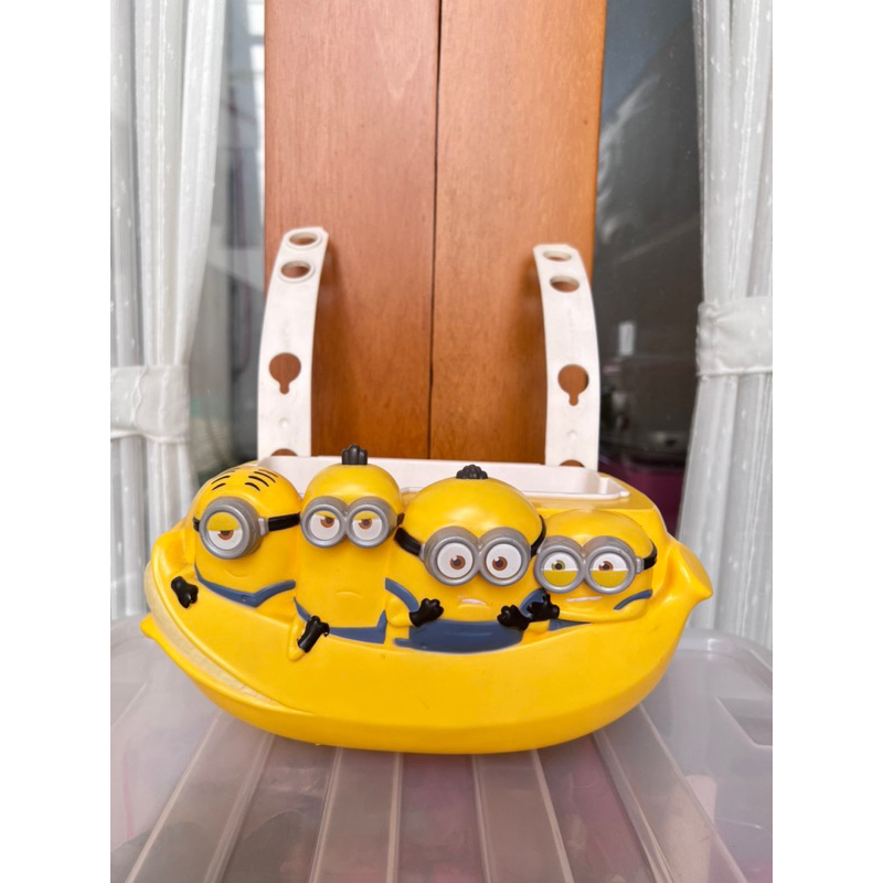 [PRELOVED] McD Minion despicable me Snack Carrier tempat makanan di mobil minions tray tempat snack 