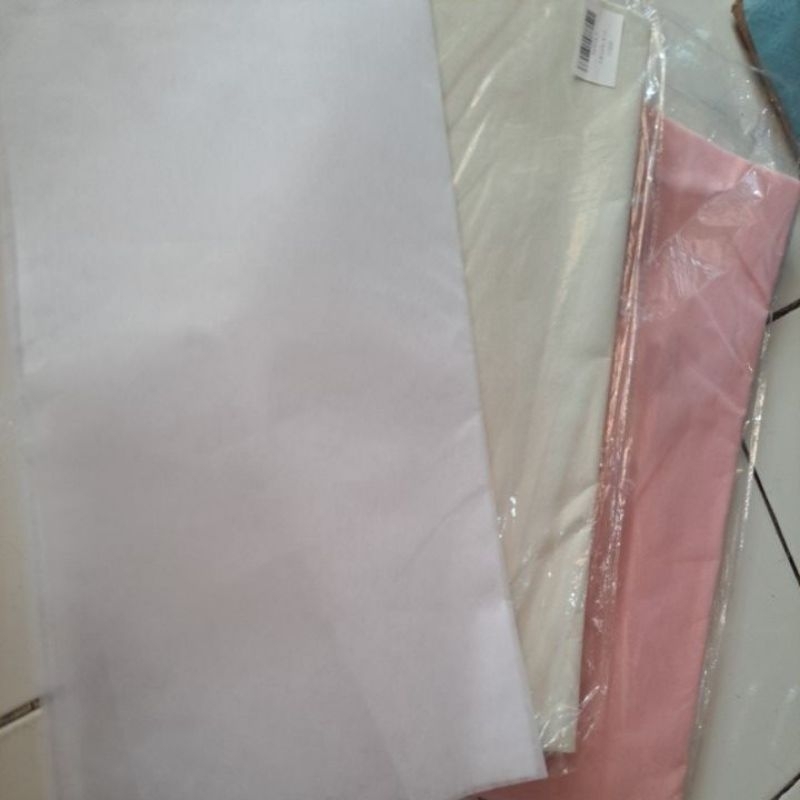 

kertas tisu isi 5 pcs