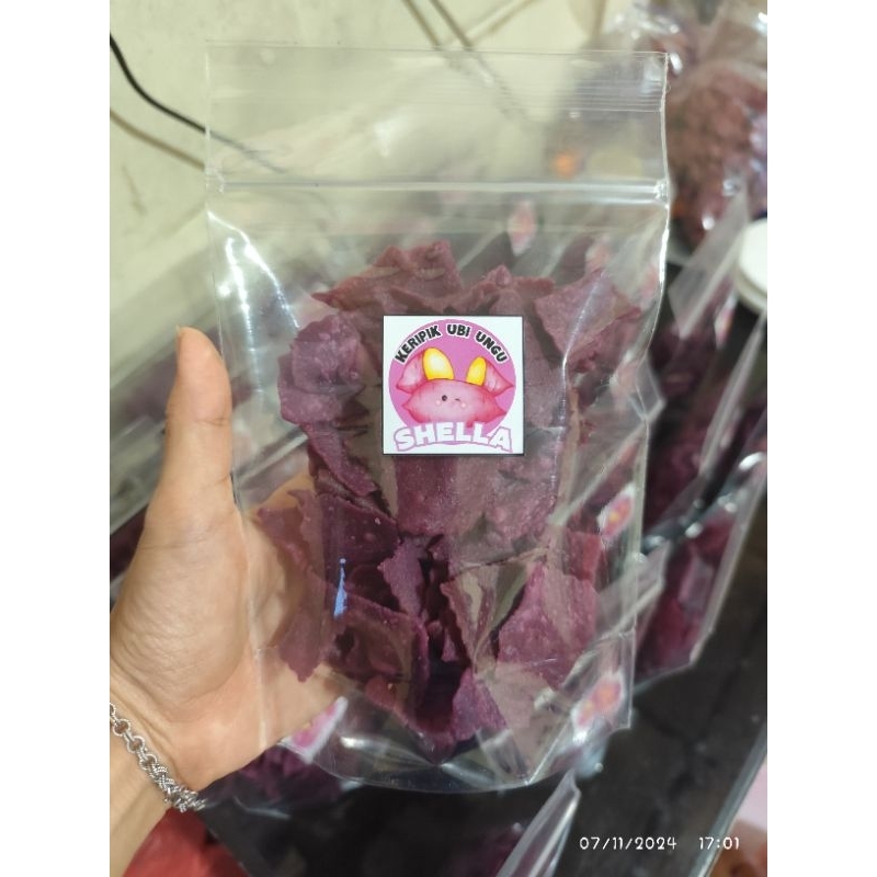 

keripik ubi ungu berat 100gram
