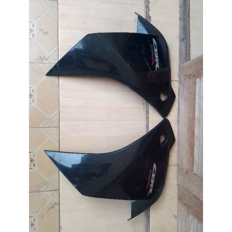 Fairing samping original CBR 250R CBU