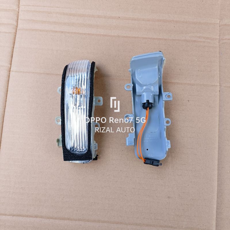 LAMPU SEIN SPION MOBIL INNOVA V 2012-2013 2014-2015 LAMPU SEIN SPION INNOVA V