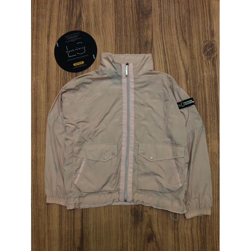 jacket parasut natgeo patch