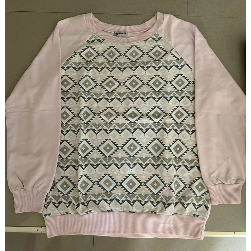 Preloved Sweater Nevada