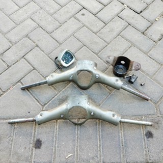 Setang c70 /stir c70/batok lampu honda c70 standar dan pnp babon ksm ok
