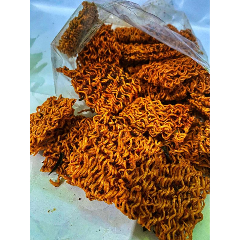 

Mie kremez / kering kremes pedas daun jeruk 500 gram