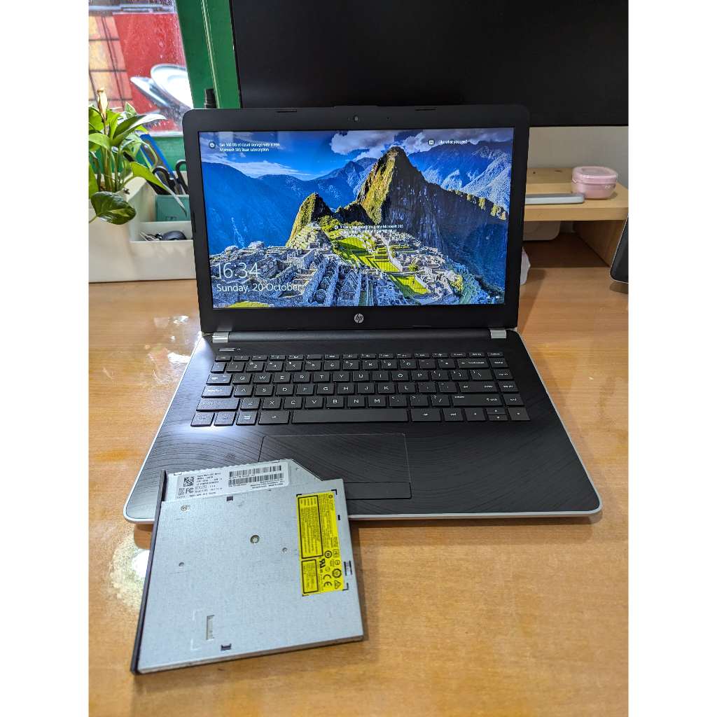 Laptop Hp 14 - bw099tu ~ Pusat Laptop Murah