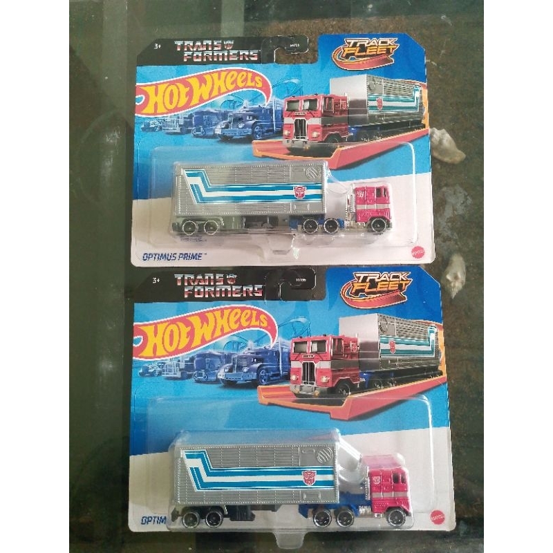 Hot Wheels Track Fleet Optimus Prime