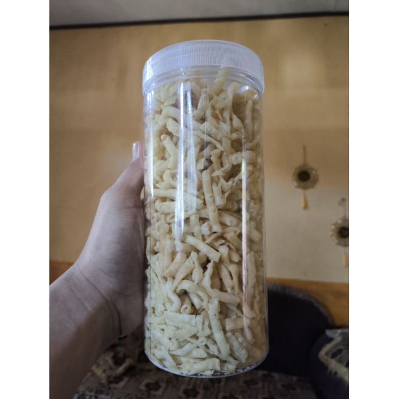 

Camilan Stick Daun Jeruk,(Cimi Cimi)Toples Tinggi 1000ml