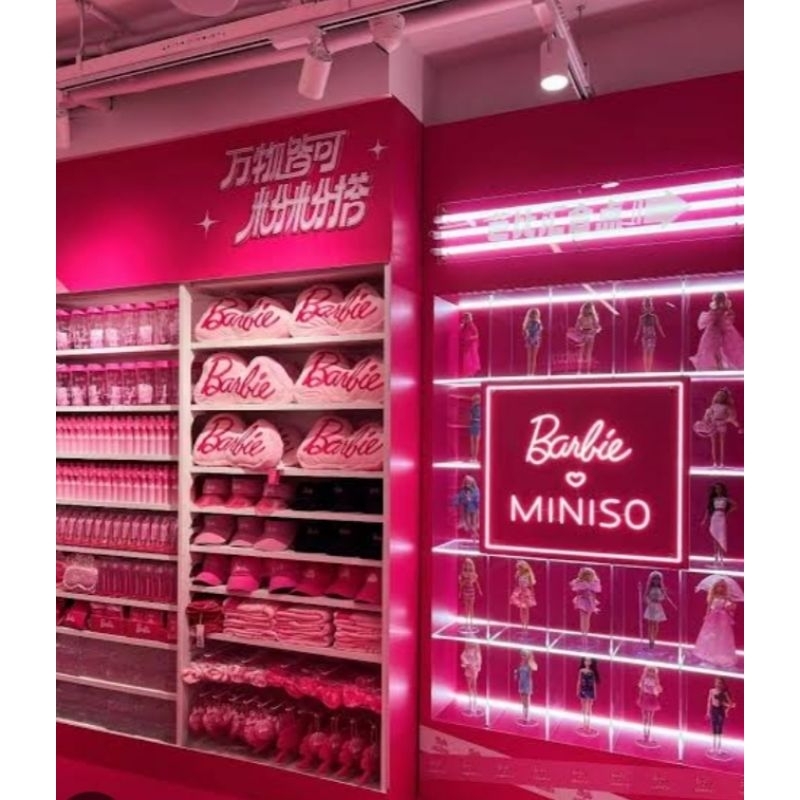 Miniso x Barbie backpack/ koper/ Tote bag