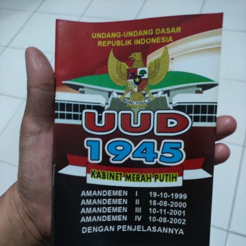UUD 1945 Kabinet Merah Putih Prabowo Gibran Ukuran Kecil
