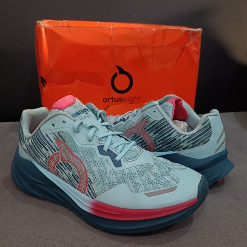 Ortuseight Hyperfuse 2.0 sz 41 preloved Sepatu Lari Running Shoes