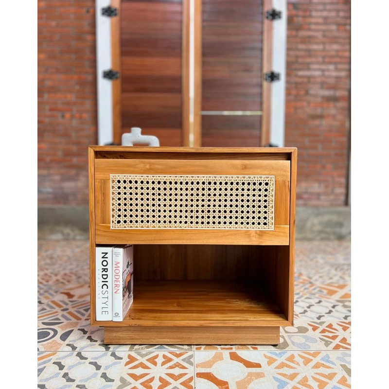 Nakas Kayu Jati Rotan / Nakas Retro Kayu Jati / Nakas Jati Kombinasi Rotan 1 laci