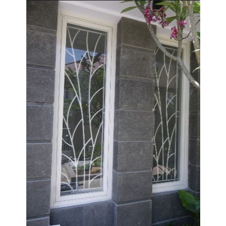 Teralis besi/teralis cendela/teralis custom