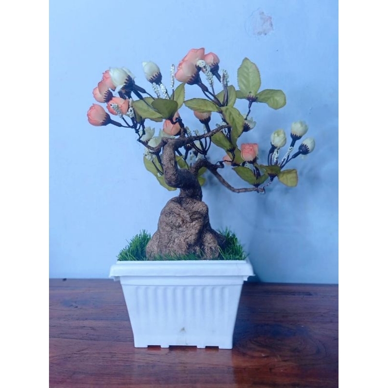 BUNGA PLASTIK DEKORASI RUMAH+POT