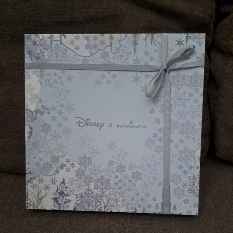 NEW BUTTONSCARVES FROZEN ICE WATER