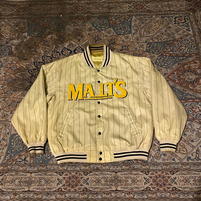 Vintage varsity malts beer