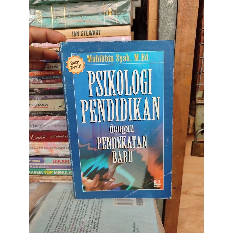 Psikologi pendidikan. oleh Muhibbin syah