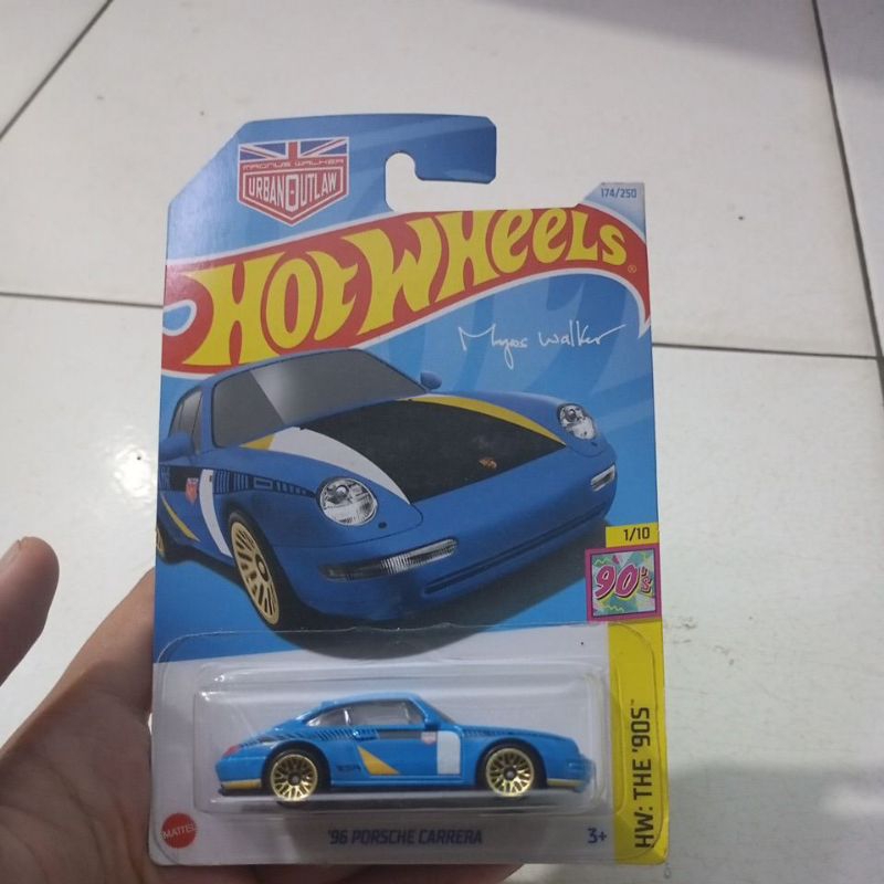 HOT WHEELS PORSCHE CARRERA