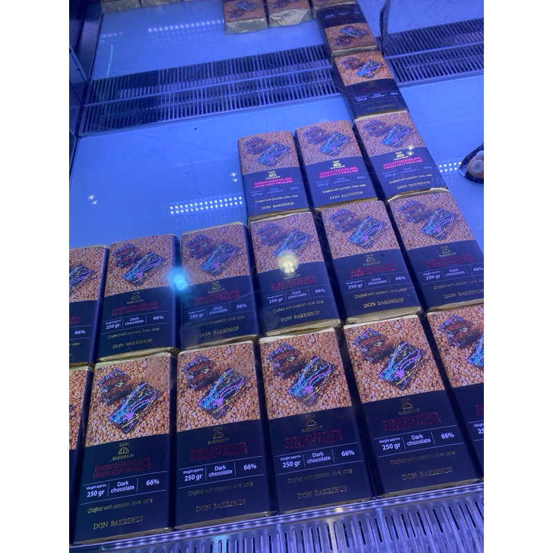 

QH Chocolate Dubai / Hazelnut Praline Viral DonBakeshop