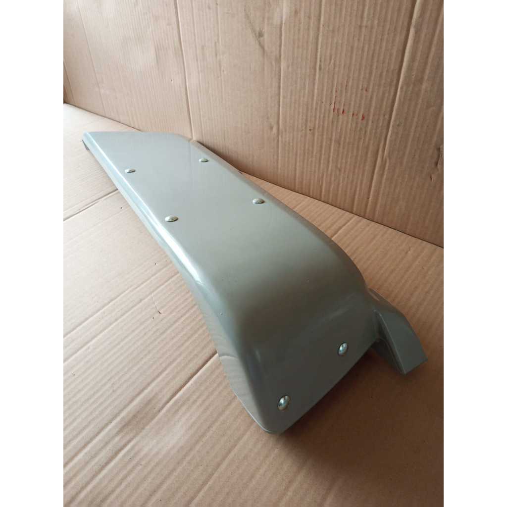 kuping sepatu bemper belakang kanan isuzu panther kotak Original 2-00003-053-0