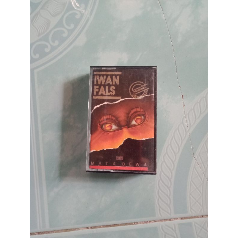 Kaset Iwan fals seperti Mata dewa