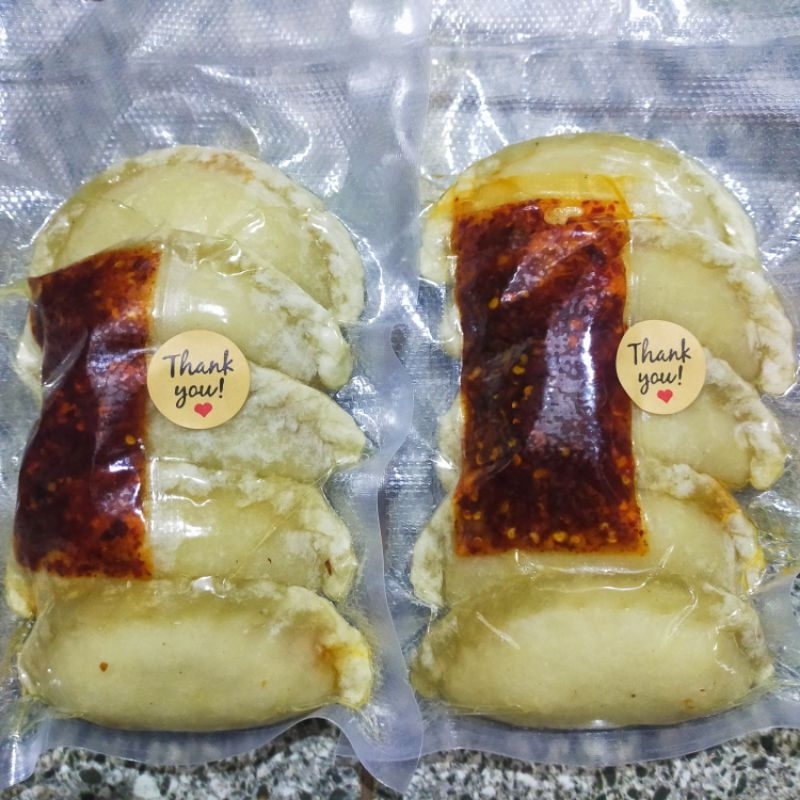 

Cireng Isi Ayam suwir/Bakso Pedas With Chilli Oil /Jumbo (5pcs)