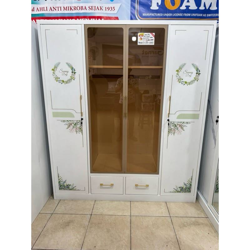 (PROMO) Lemari Besi 4 Pintu Premium Sliding Geser + Pintu Kaca + Lampu