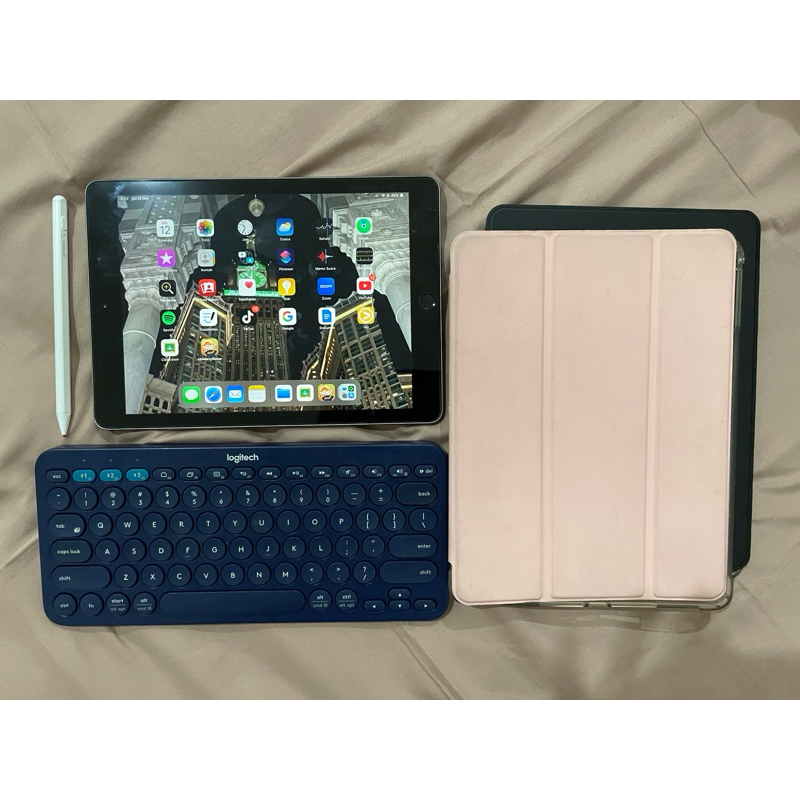 Ipad gen 6 second 32 GB WIFI Only EX Ibox