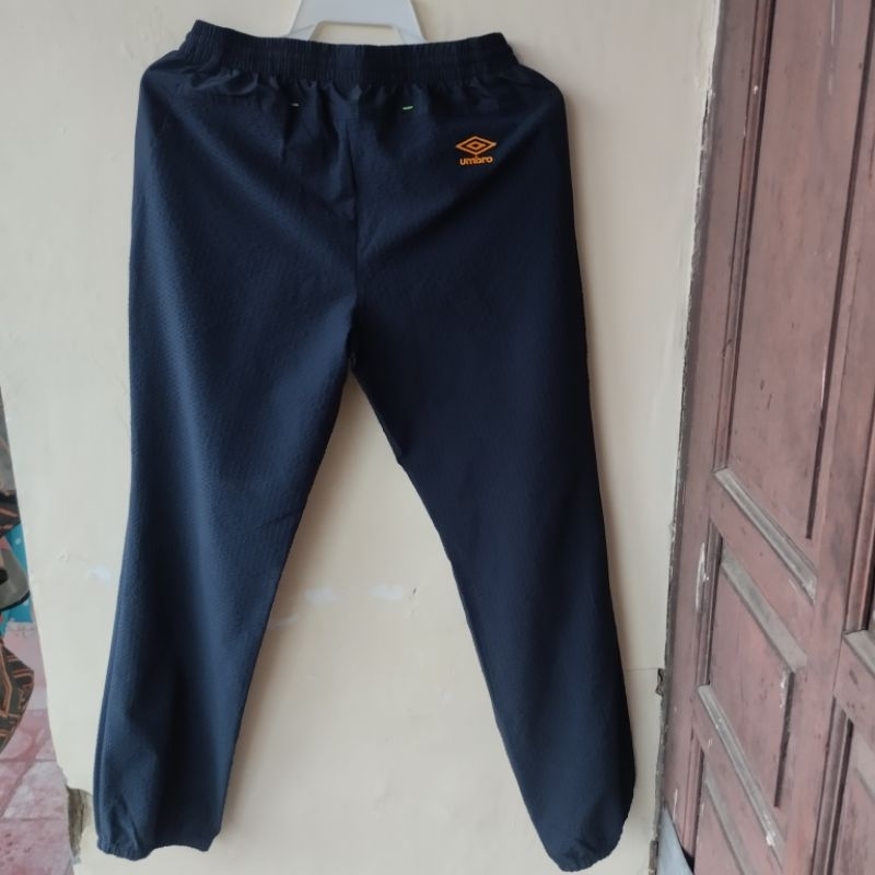 Celana Training Umbro x Descente Original