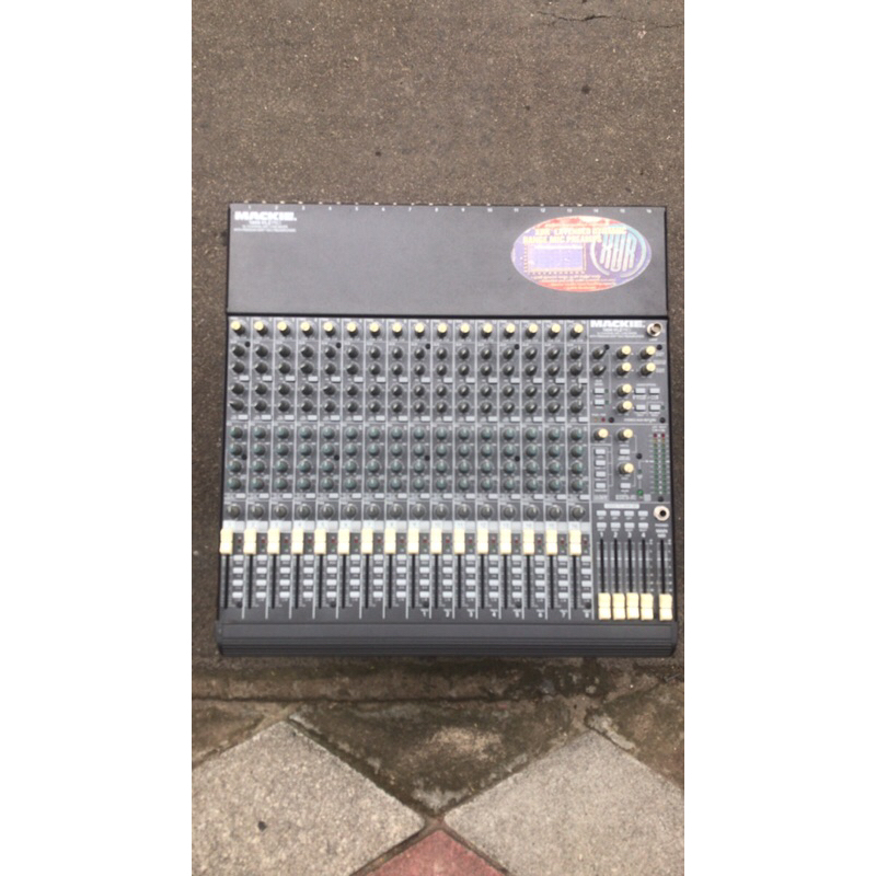mixer mackie VLZ pro  1604