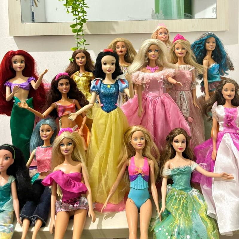Barbie Mattel Disney Hasbro Ori Preloved Original second