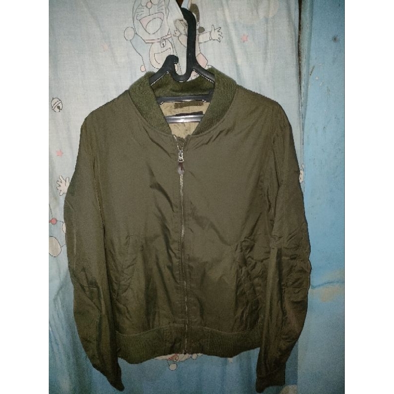 Bomber Uniqlo Kolpri Preloved Second