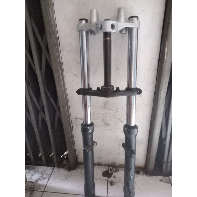 shockbreaker depan Vixion tele Vixion shock depan Vixion shockbreaker depan as 33 shock Vixion origi