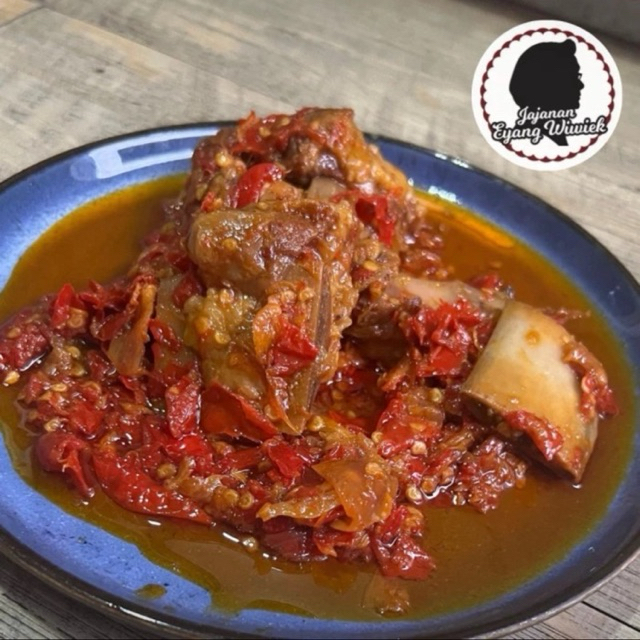 

Iga Daging Sapi Balado Pedas Padang Minang Jajanan Eyang Wiwiek